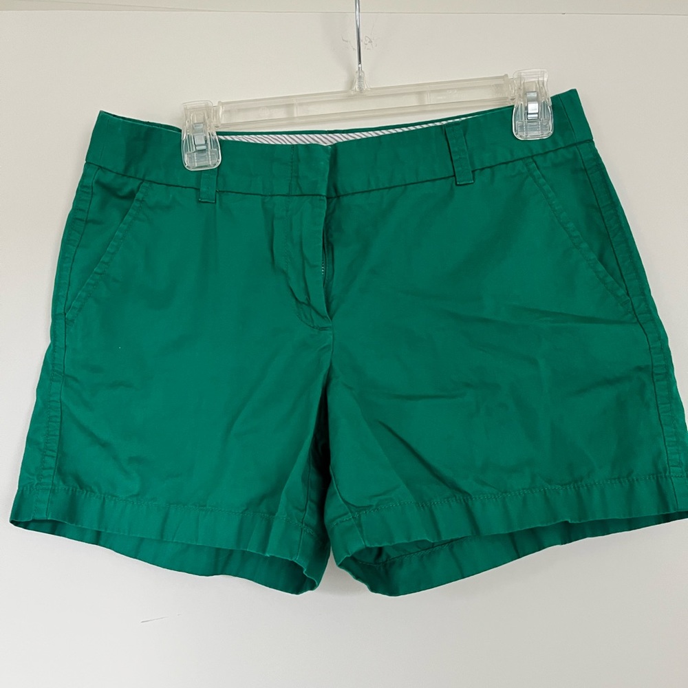 J. Crew Classic 3.5” Chino Shorts, Size 8, Green
